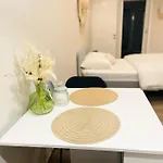 La Petite Halte 住宿加早餐酒店 Comines-Warneton