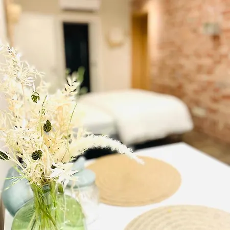 La Petite Halte 住宿加早餐酒店 Comines-Warneton