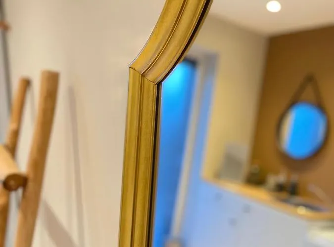 La Petite Halte Bed & Breakfast