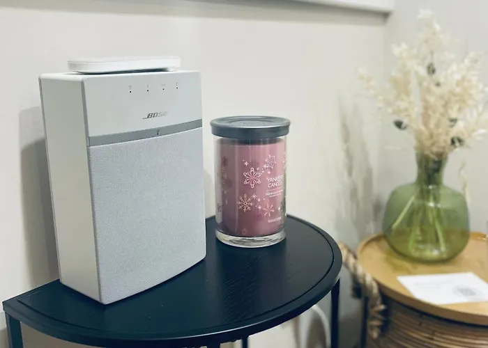 La Petite Halte Bed & Breakfast